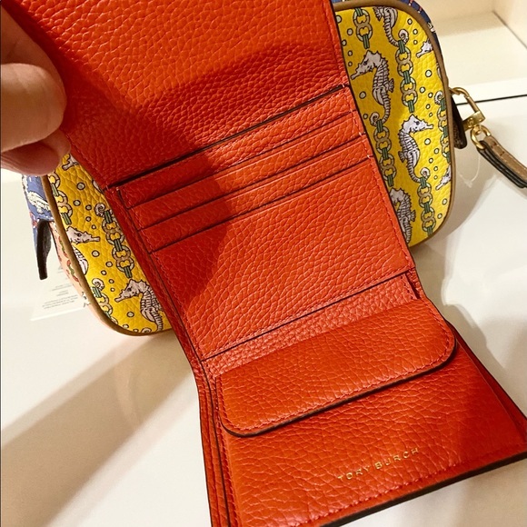 🌸NEW🟡Tory Burch Blake Printed Multi Essentials Wristlet pouch bag & wallet - Picture 5 of 15